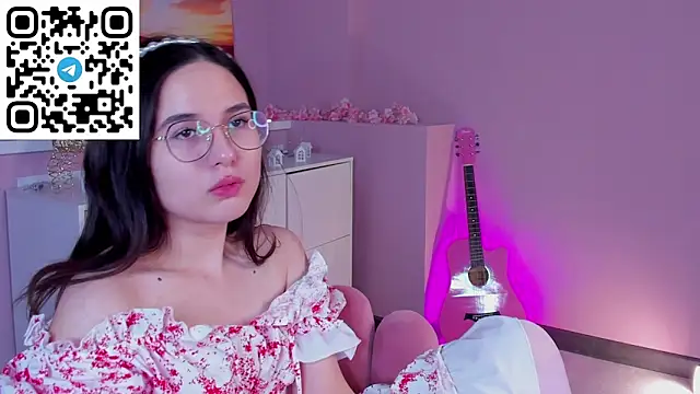 leylamirage's cam snapshot