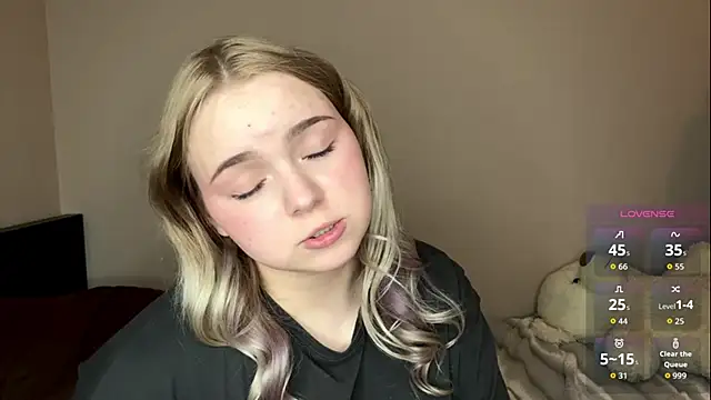 ZaraCreedon's cam snapshot