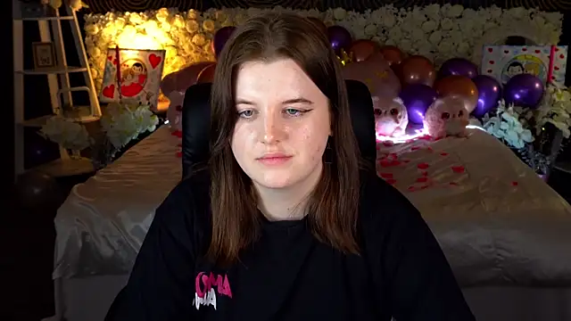 KristiFoxy's cam snapshot