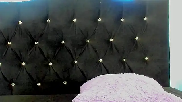 Velvet_Rebel15's cam snapshot