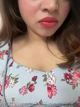 riya_sharma11's cam snapshot