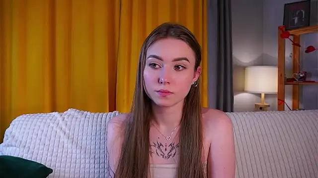 LorileeRuetz's cam snapshot