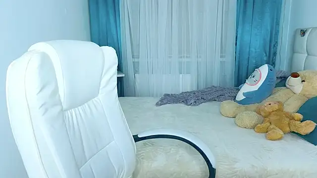 Miss__Poly's cam snapshot