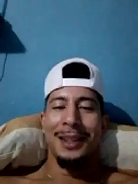 El_Roberto07's cam snapshot