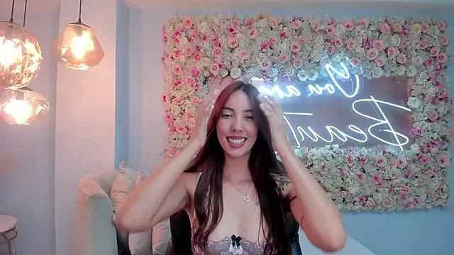 AnaisNin's cam snapshot