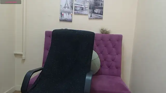 MonikaSkyfull's cam snapshot