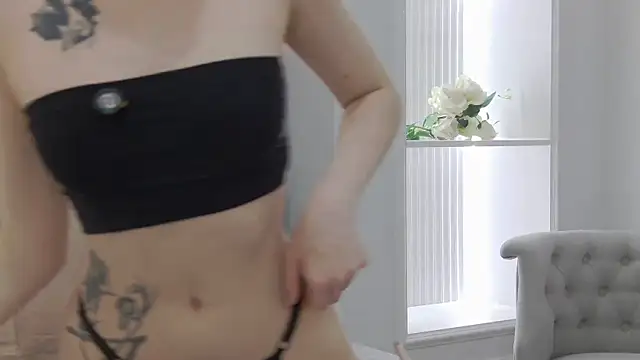 ZoeyNeal's cam snapshot