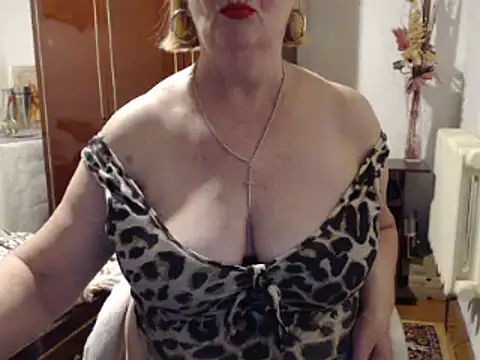 Secretfox's cam snapshot