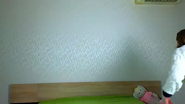 Cowell_Adelina's cam snapshot