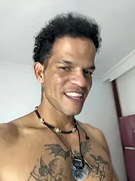 MaxyRyan live sex cam