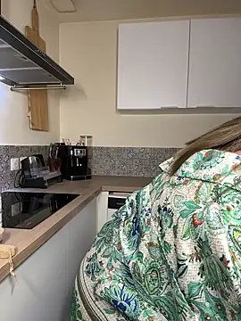 lola_tentatiion's cam snapshot