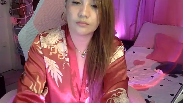 AngelHennesy live sex cam