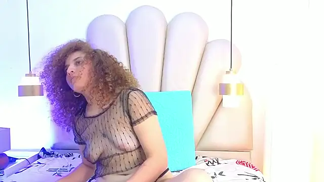 Vickymiller_'s cam snapshot