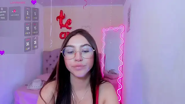 ZAAFIRA_TAY's cam snapshot