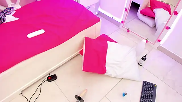 Anaiamoon's cam snapshot