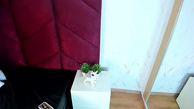 Lia_millerl's cam snapshot