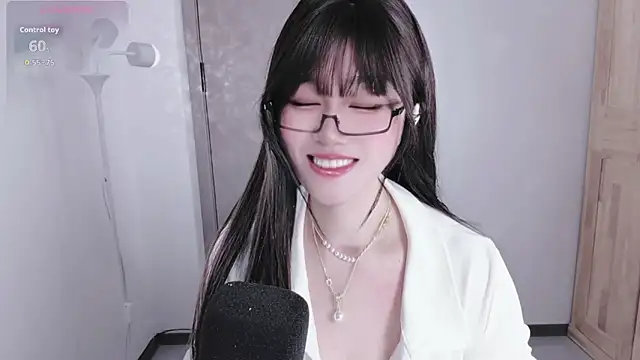 77-rororo live sex cam