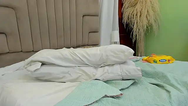 isa_lancaster live sex cam