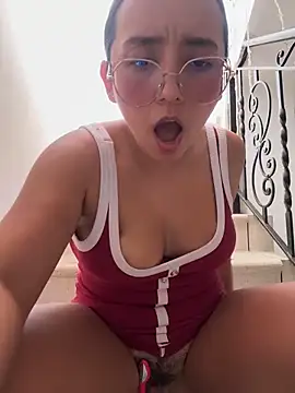 Kay_LustyWife live sex cam