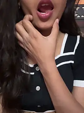 Rakhiii12's cam snapshot