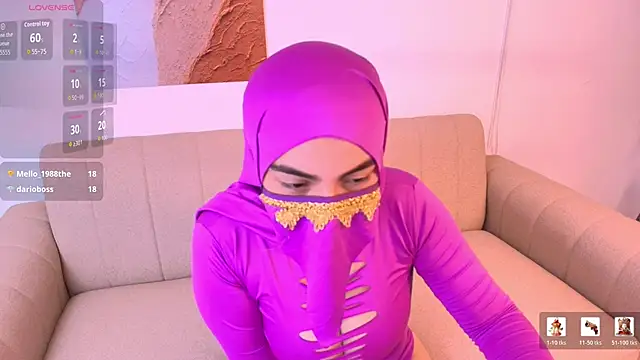 Malika_Noor's cam snapshot