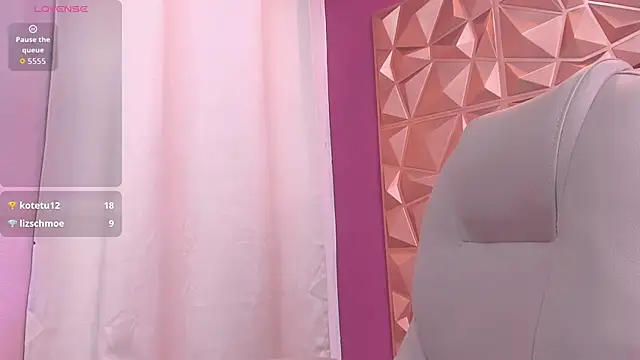 KimiDeep live sex cam