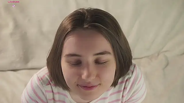 MeghanElson live sex cam