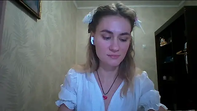 DeanneGilcher's cam snapshot