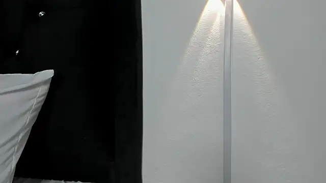 gisell_antonella's cam snapshot