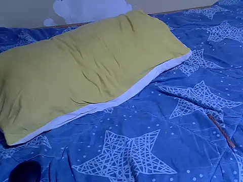 EbonyMina_'s cam snapshot