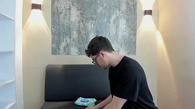 MATTHEW_EVANS1's cam snapshot