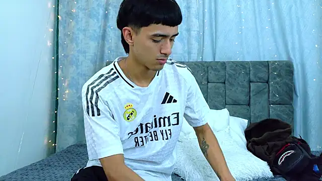 Anthony_carter's cam snapshot