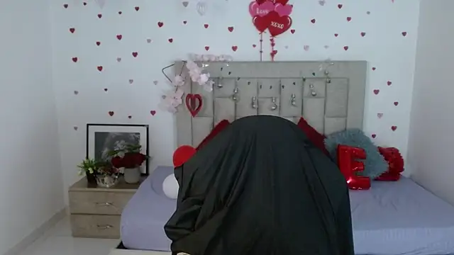 Caius_fox live sex cam