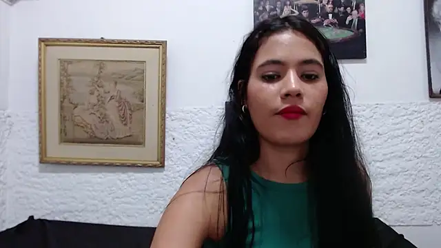 JulianaLopera1 live sex cam