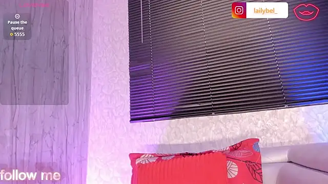 LaiilyBell12 live sex cam