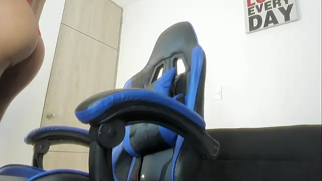 JAAMESSBROWN's cam snapshot