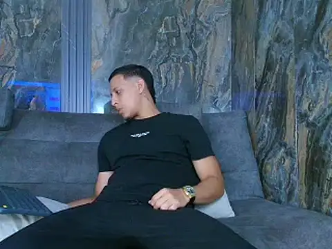 Noah_Blackk's cam snapshot