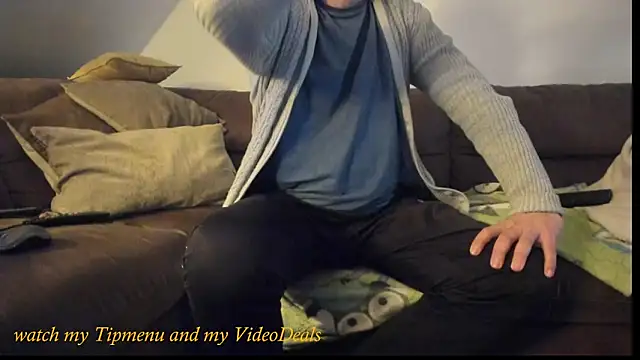 BigUncut_19x6's cam snapshot