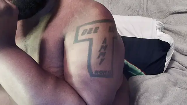 cloudychub91's cam snapshot