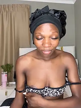 Pistachio-'s cam snapshot