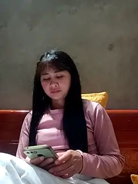 Him_MountainGirl live sex cam