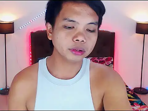 XExtraServiceManX's cam snapshot