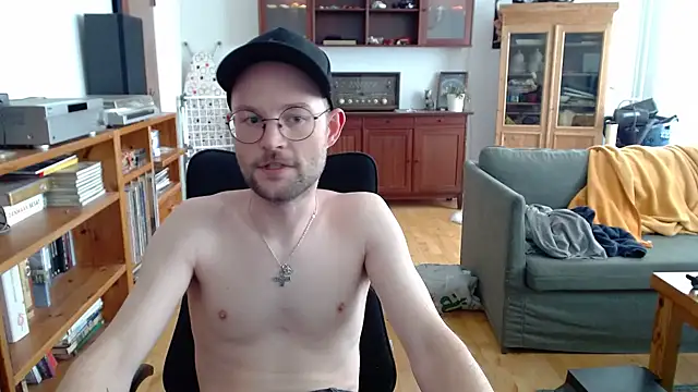 _whoisthatguy_'s cam snapshot