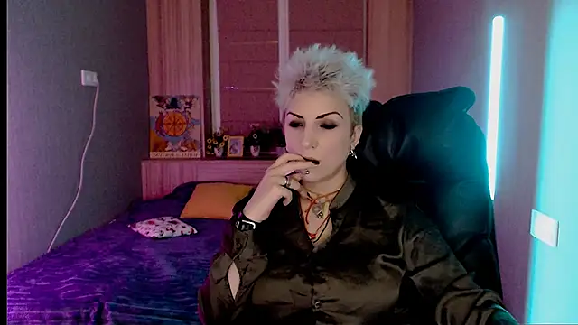 Sweet-n-Strong live sex cam