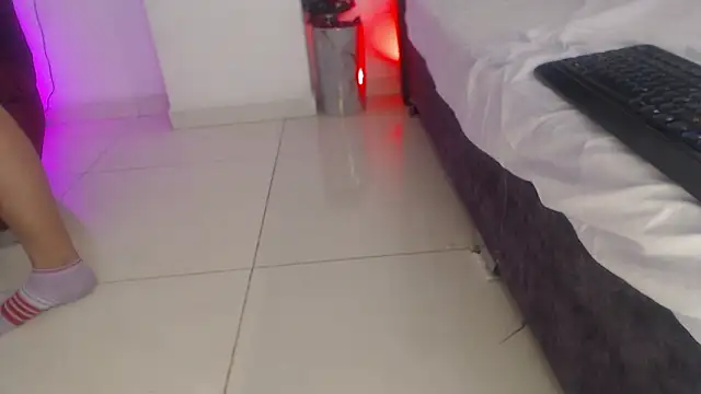 Barbara_D_Valencia's cam snapshot