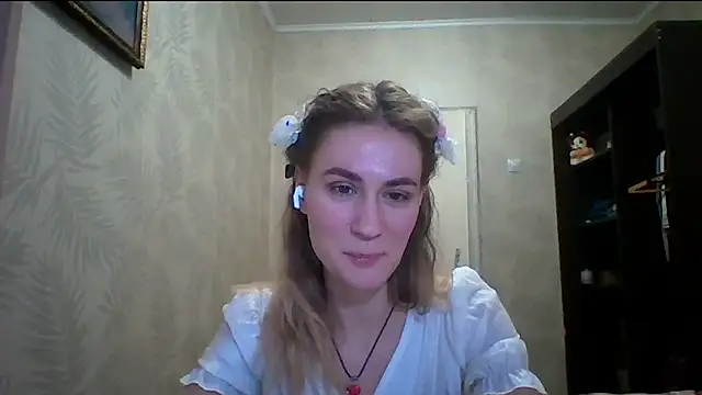 DeanneGilcher's cam snapshot