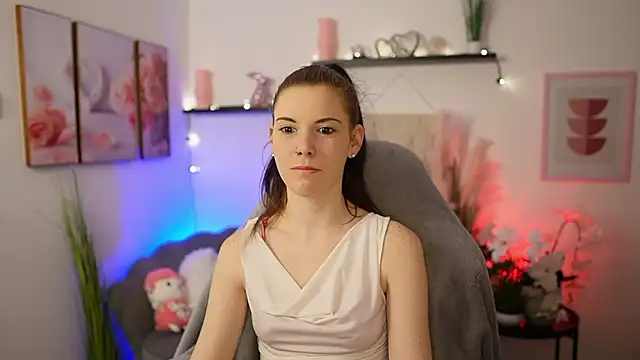 April_Olsen's cam snapshot