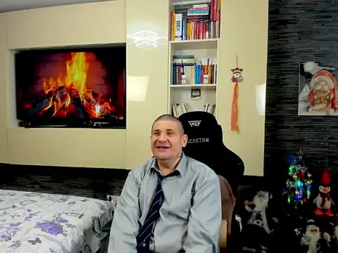 SpartacusDaddy48's cam snapshot