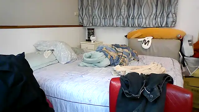 kai101010's cam snapshot