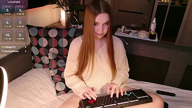 bratwifelina's cam snapshot